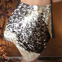  Gold & Brown Hair on Skirt